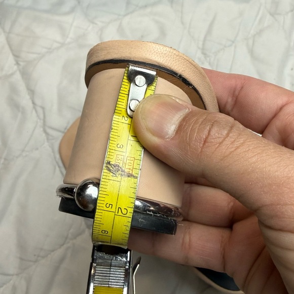 Rebecca Minkoff Women's Tan Leather Mules size 8.5 - Picture 6 of 9